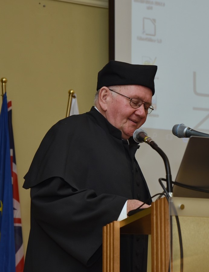 prof. K.Gałkowsjki laudacja-kopia.jpg