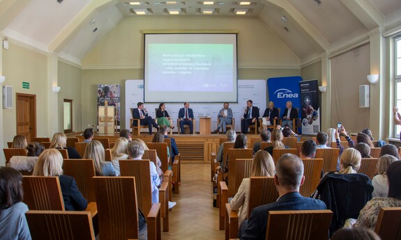 Panel dyskusyjny pt. Międzynarodowy kampus – rola uczelni w rozwoju miasta i regionu; fot. M. Janion