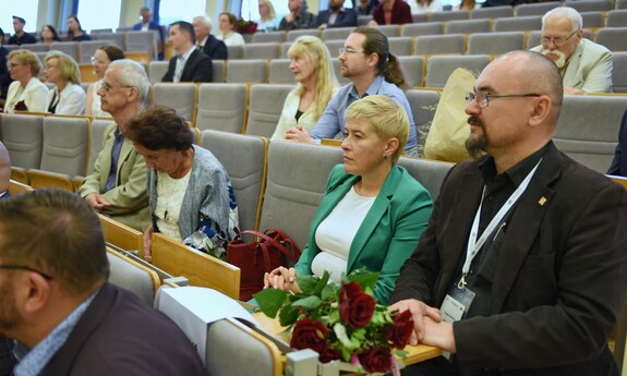 Uczestnicy sesji specjalnej z okazji 90. urodzin prof. dr. hab. inż. Tadeusza Bilińskiego; fot. K. Adamczewski 